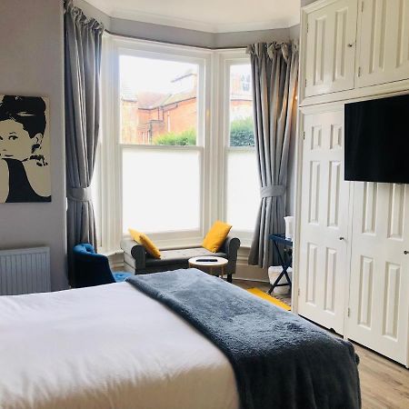 Canterbury Accommodations With Free Car Park Onsite And High Speed Wifi Экстерьер фото
