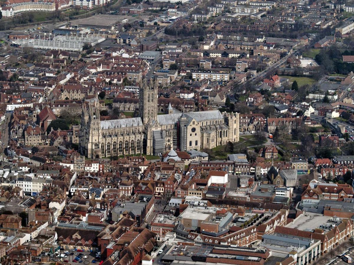 Canterbury Accommodations With Free Car Park Onsite And High Speed Wifi Экстерьер фото