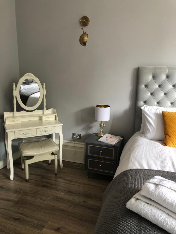 Canterbury Accommodations With Free Car Park Onsite And High Speed Wifi Экстерьер фото