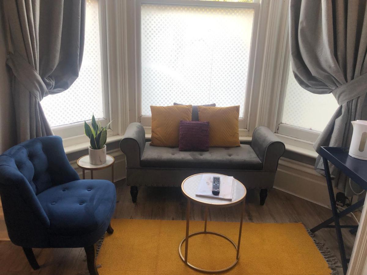 Canterbury Accommodations With Free Car Park Onsite And High Speed Wifi Экстерьер фото