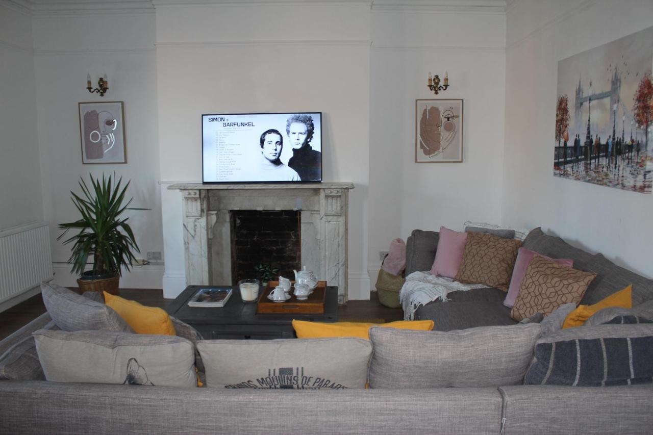 Canterbury Accommodations With Free Car Park Onsite And High Speed Wifi Экстерьер фото
