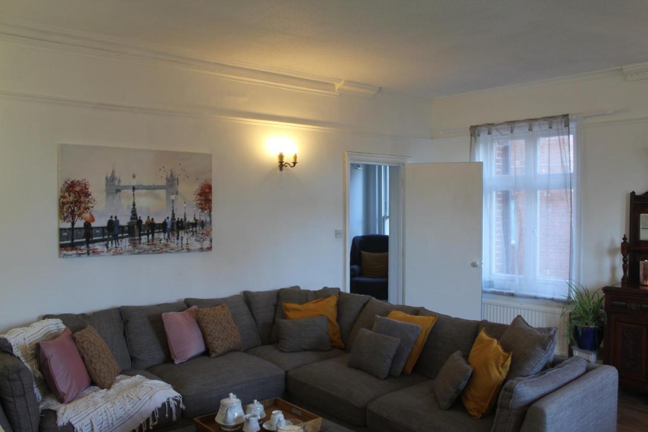 Canterbury Accommodations With Free Car Park Onsite And High Speed Wifi Экстерьер фото