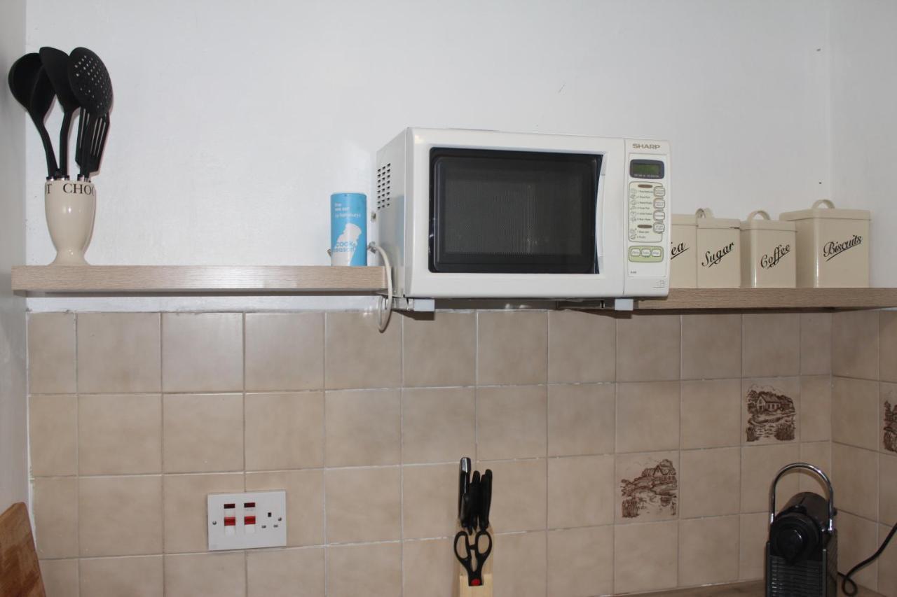Canterbury Accommodations With Free Car Park Onsite And High Speed Wifi Экстерьер фото