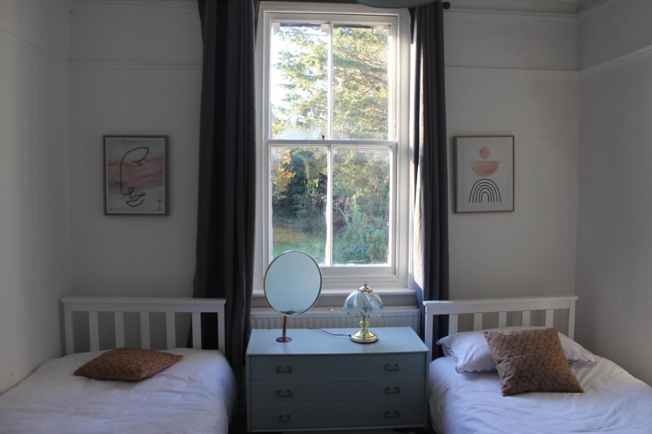 Canterbury Accommodations With Free Car Park Onsite And High Speed Wifi Экстерьер фото