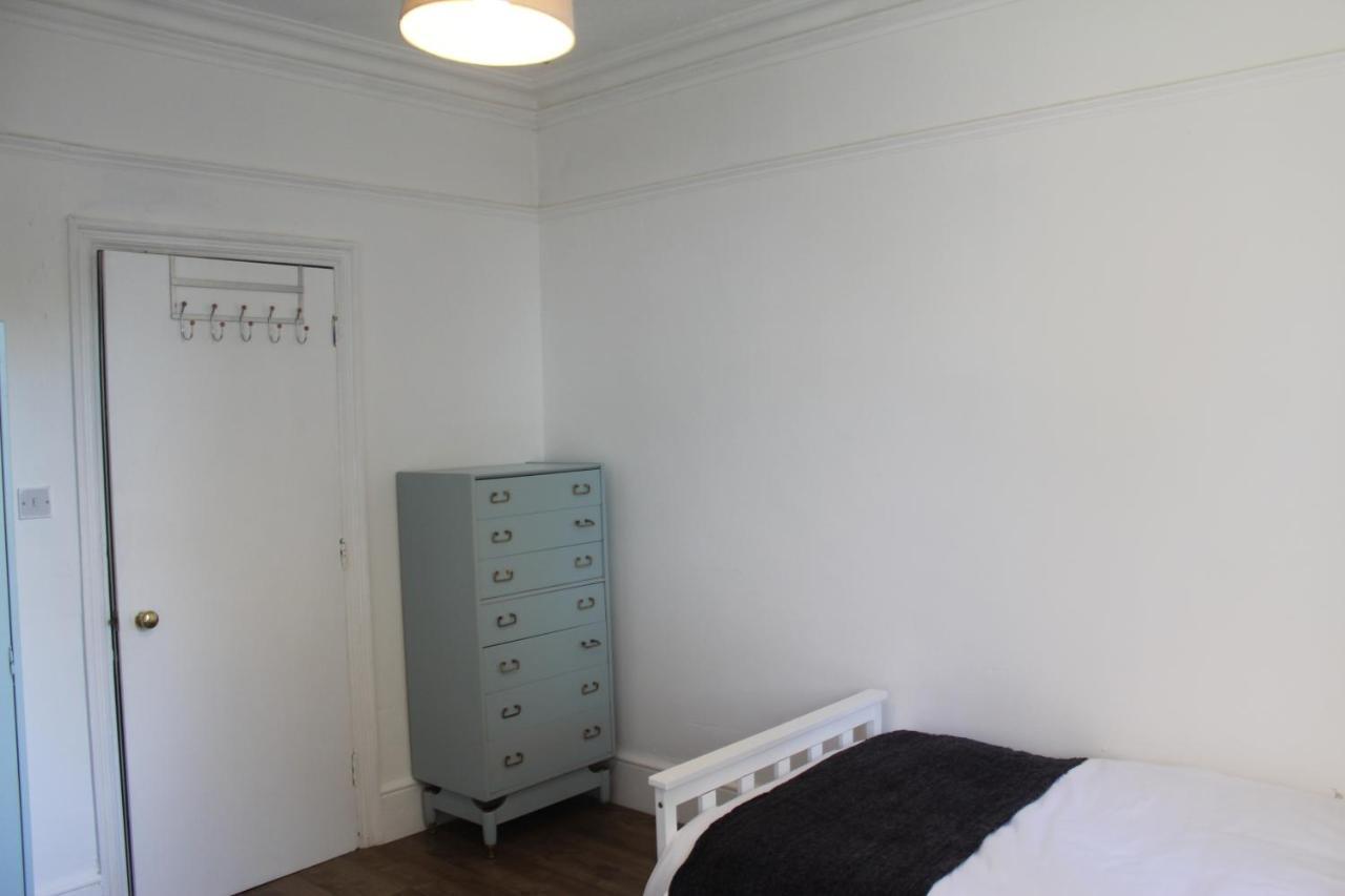 Canterbury Accommodations With Free Car Park Onsite And High Speed Wifi Экстерьер фото